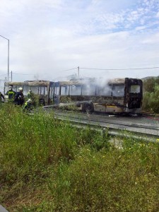 Λεωφορείο στις φλόγες